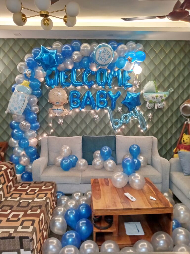 welcome baby balloon decor
